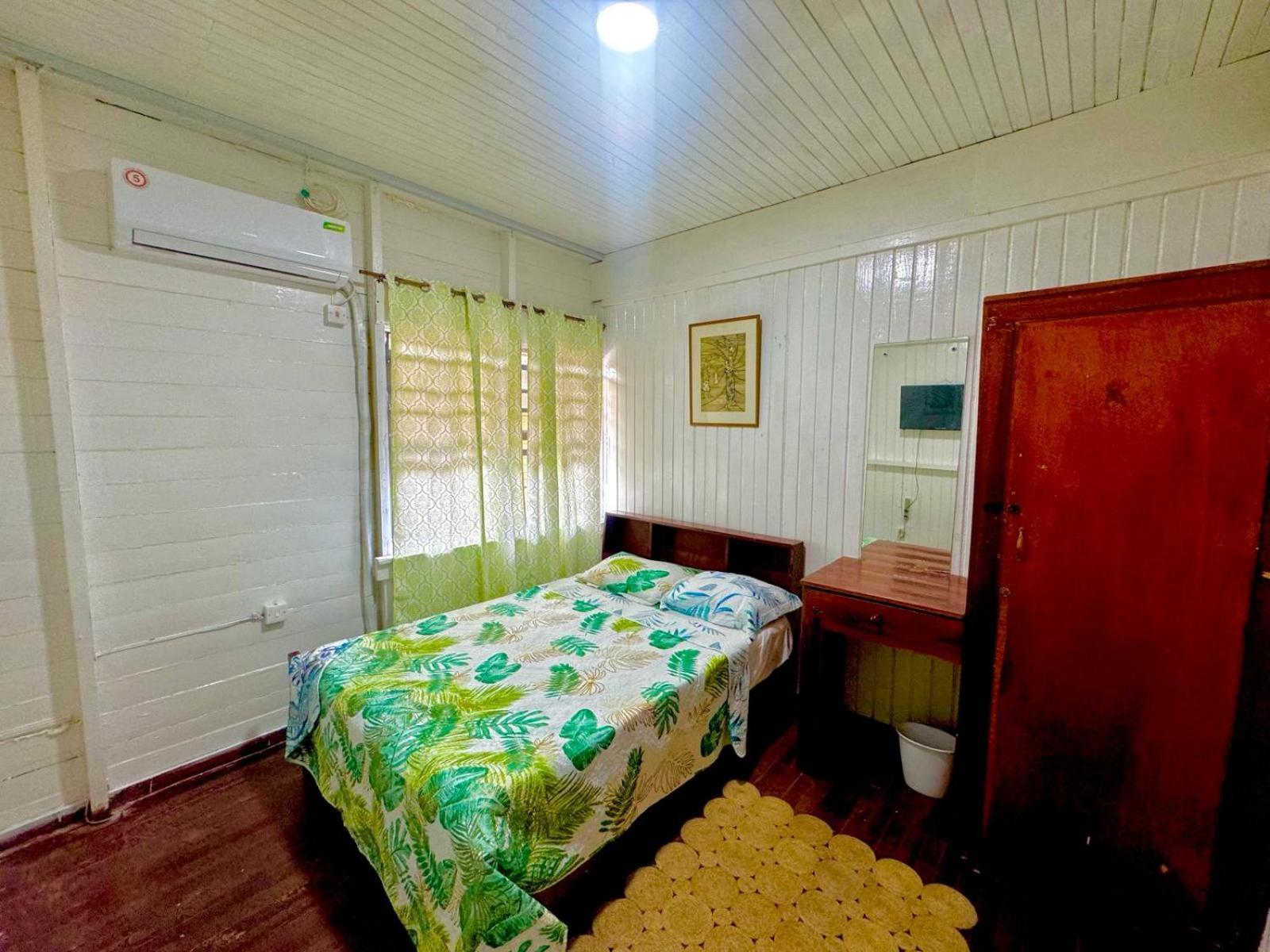 Smith'S Homestay Джорджтаун Экстерьер фото